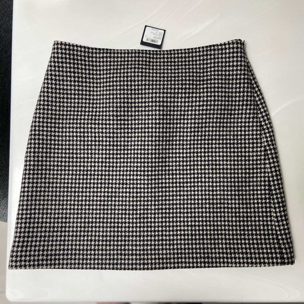 Club Monaco Black and White Mini Pencil Skirt